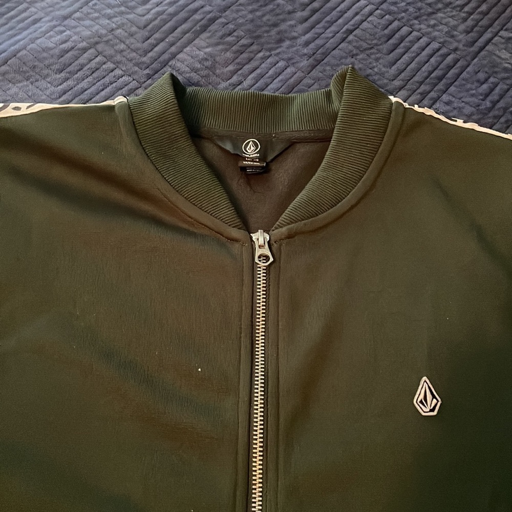 Volcom Jacket - Picture 2 of 3